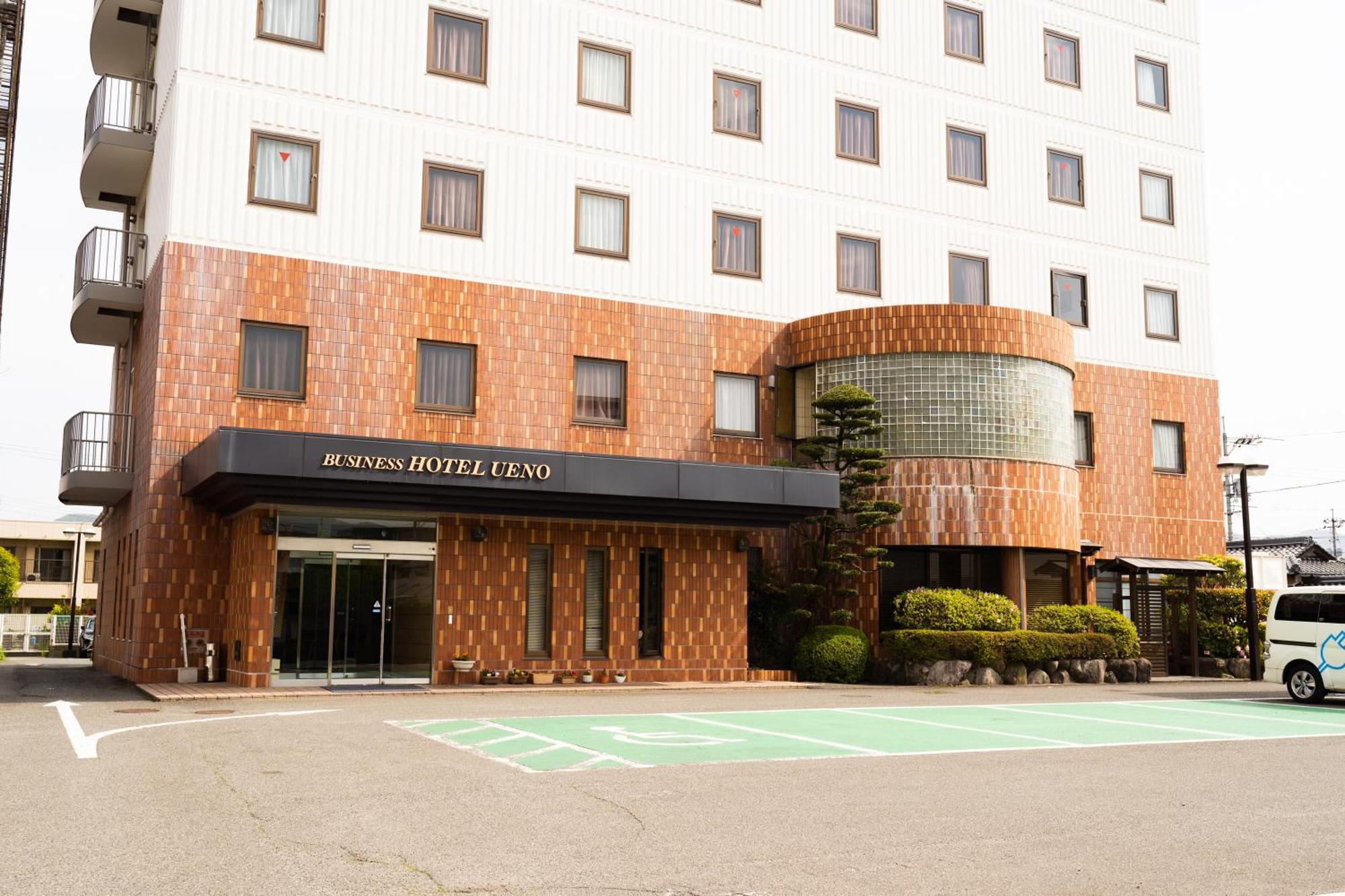 Business Hotel Ueno Yamaguchi Exteriör bild